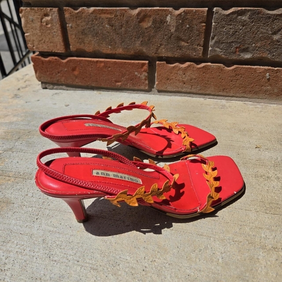 Ann Marino Kitten Heels - Picture 3 of 6